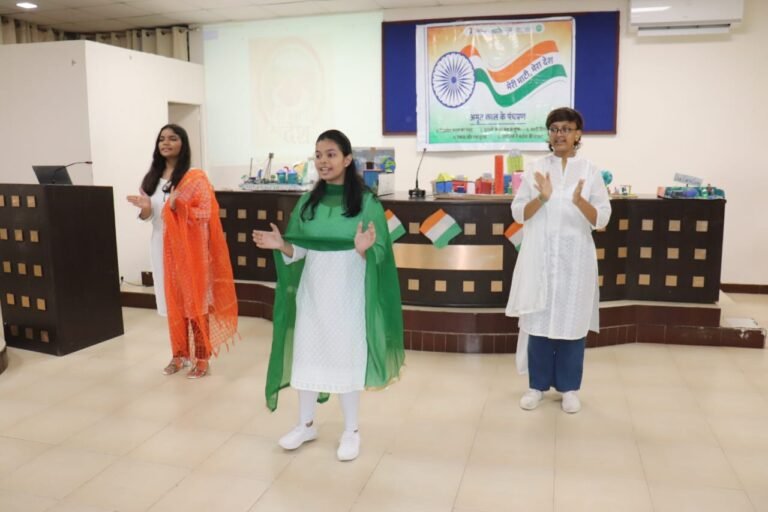 IMS NOIDA के सामुदायिक रेडियो सलाम नमस्ते में मेरी माटी मेरा देश कैम्पेन का समापन