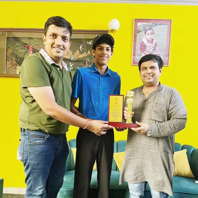 छलेरा गाँव के गोल्फर ने मचाया धमाल,नोवरा ने किया सम्मानित