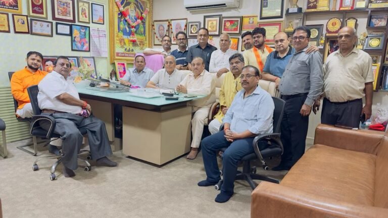 श्री रामलीला मंचन और महोत्सव 15 अक्टूबर से आयोजन समिति की बैठक में रामलीला की तैयारियों की समीक्षा की गई