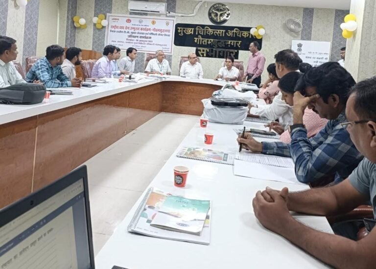 टीबी मुक्त पंचायत व फैमिली केयर गिवर मॉड्यूल पर प्रशिक्षण