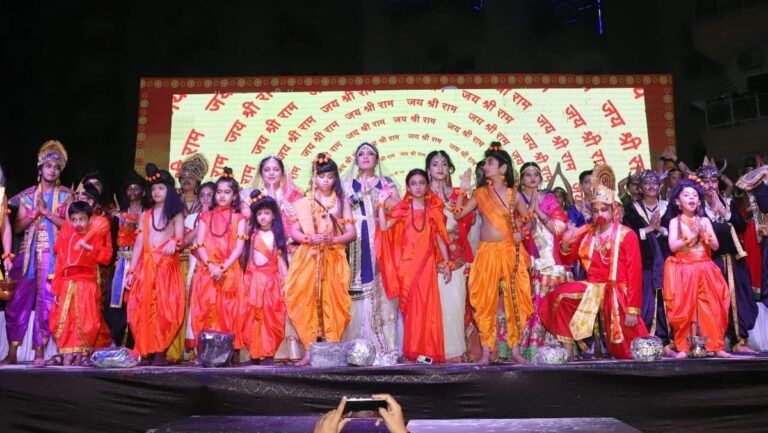 लव कुश के राम संगीतमय नाटक  का विमोचन