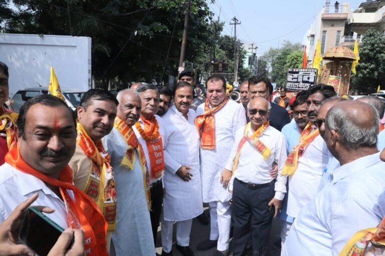 महाराजा अग्रसेन के अवतरण दिवस पर शोभा यात्रा का आयोजन