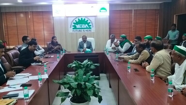 किसानों की समस्याओं को लेकर सीईओ से वार्ता