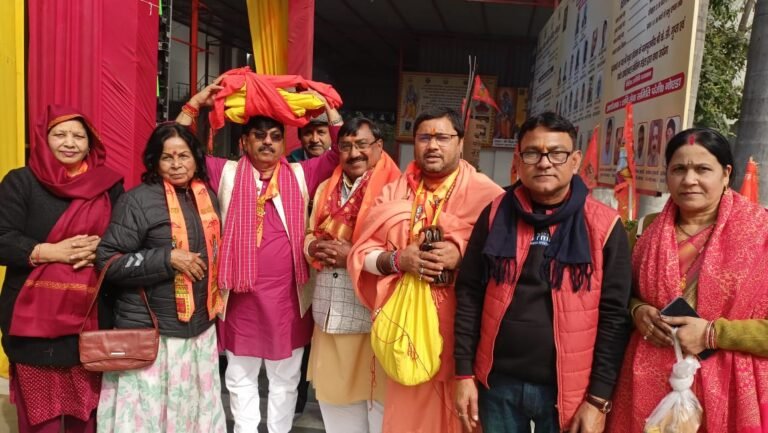 श्री सिद्ध पीठ शनि मन्दिर नोएडा मे चल रही श्रीराम कथा का समापन