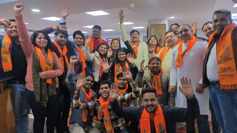 नोएडा के सेक्टर 58 में स्थित आर्क मीडिया प्राइवेट लिमिटेड कंपनी में भी श्रीराम की प्राण प्रतिष्ठा के अवसर पर अपने ऑफिस में सुंदरकांड पाठ का आयोजन