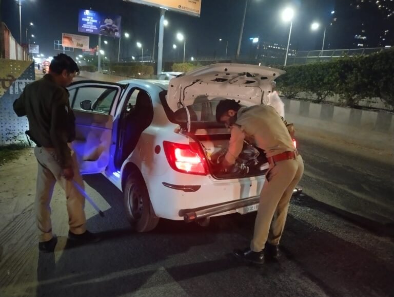 Excise Department द्वारा illicit liquor के Sales and Transportation पर रोक लगाने के लिए चेकिंग अभियान