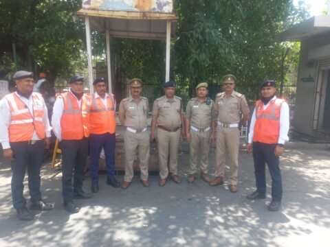 Noida Police ,Noida Traffic Police