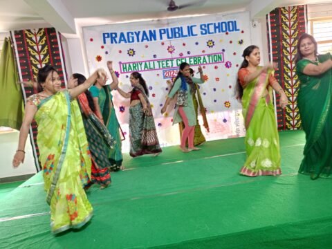 Pragyan Public School Jewar में Hariyali Teej महोत्सव का आयोजन