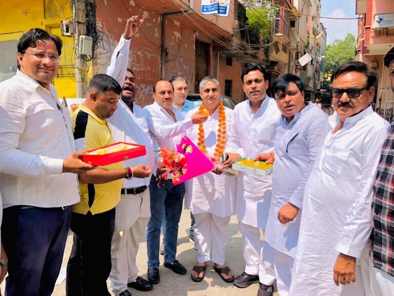 अखिल भारतीय congress committee के राष्ट्रीय सचिव बनने पर Vidit Chaudhary का जोरदार स्वागत