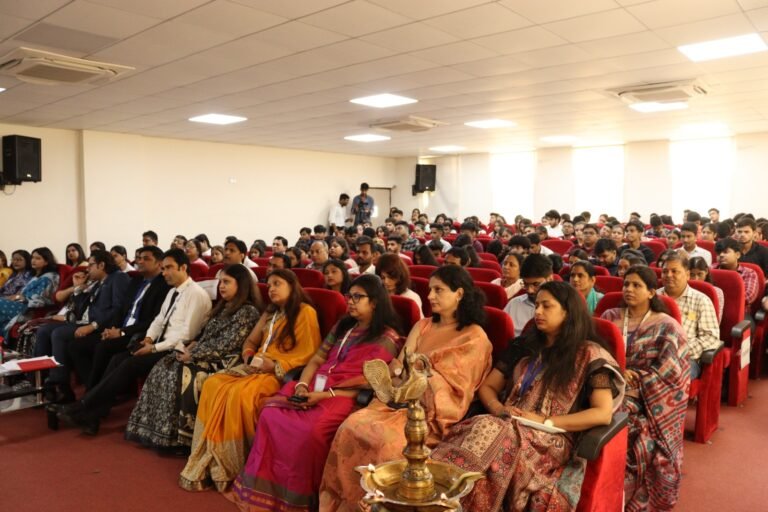 DIHE (JIMS Noida) में नए सत्र के विद्यार्थियों के लिए भव्य ओरिएंटेशन कार्यक्रम का आयोजन