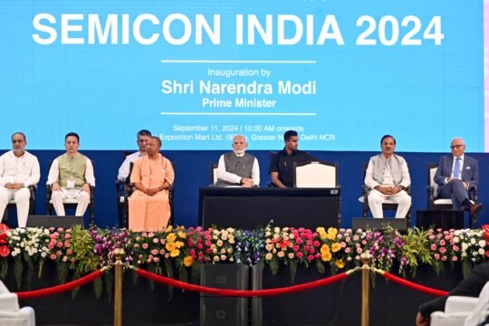 Greater Noida स्थित इंडिया एक्सपो मार्ट में Semicon India 2024 का शुभारंभ