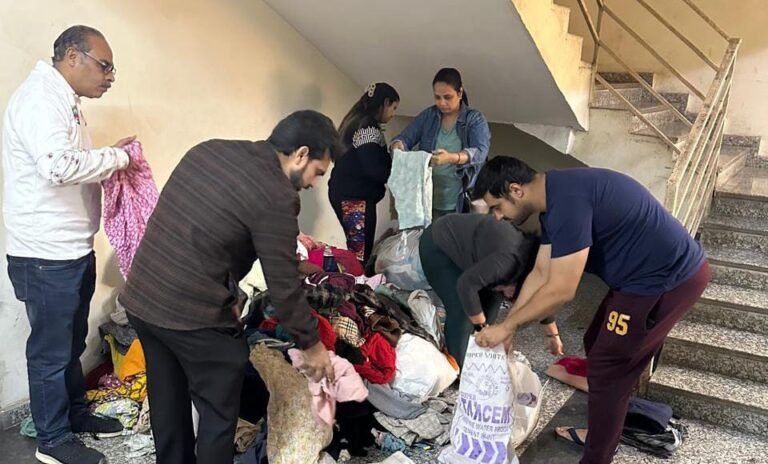 Noida वाई एस एस फाउंडेशन द्वारा आयोजित सशक्त नारी, समर्थ बालक कार्यक्रम का आयोजन