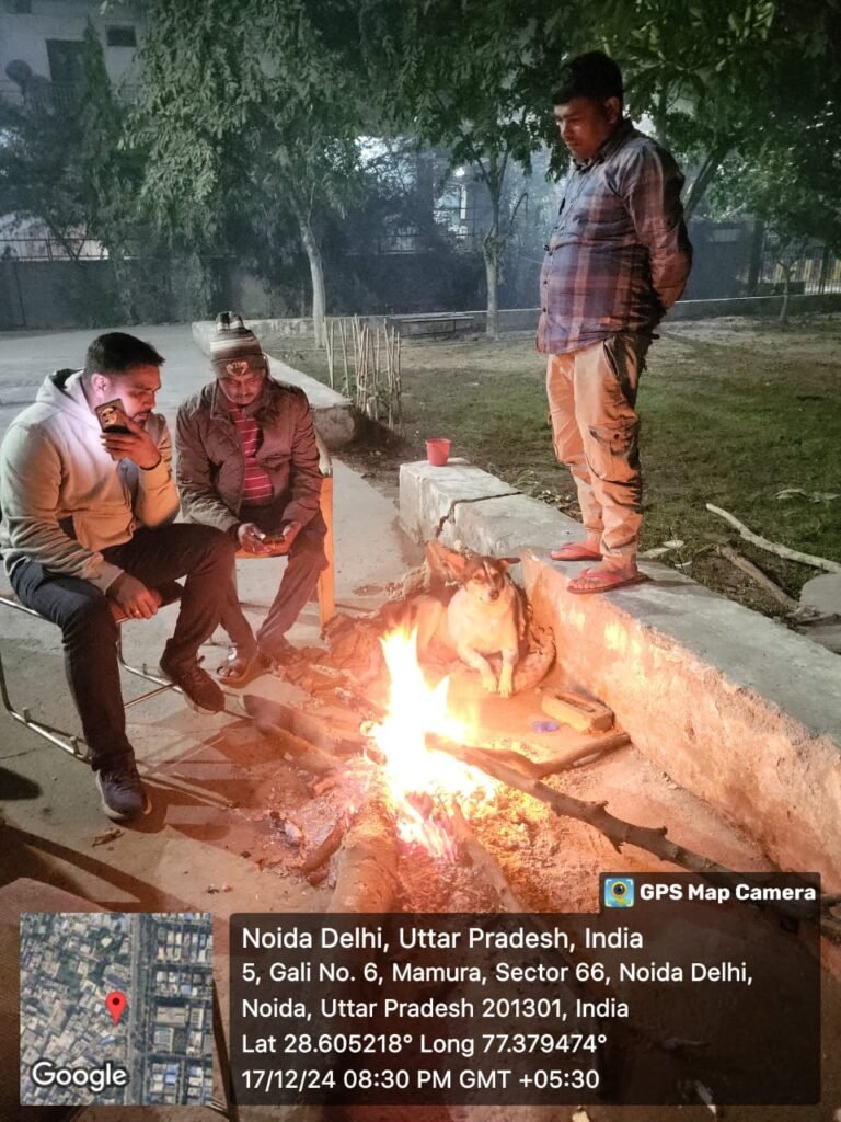 Noida गरीब एवं असहाय लोगों को ठंड एवं शीत लहर से सुरक्षित रखने हेतु जिला प्रशासन कृत संकल्पित