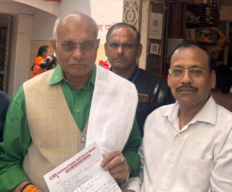 Noida औद्योगिक क्षेत्र में खुली शराब की दुकान विरोध में उतरे उद्योगपति