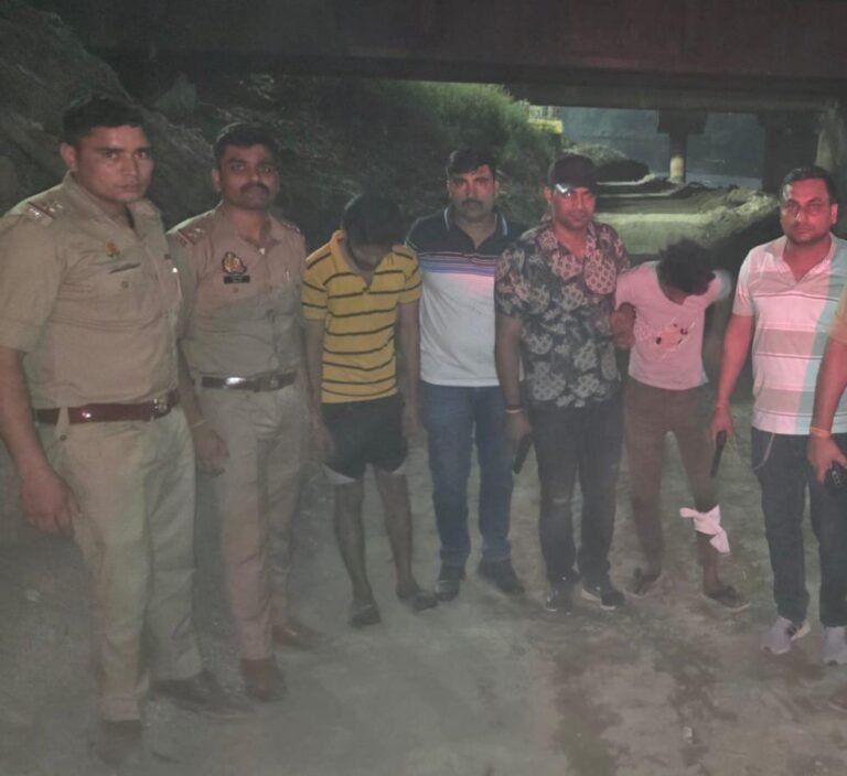 Noida :पुलिस मुठभेड़ में दो बदमाश गिरफ्तार