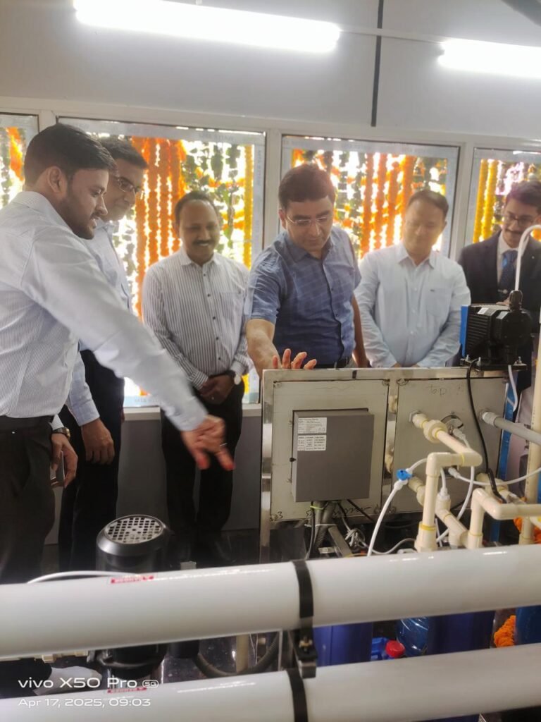 Noida स्थापना दिवस पर खुला वाटर एटीएम