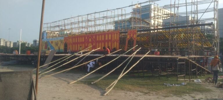 Noida श्रीरामलीला की तैयारियां जोरों से हुईं शुरु,मंच निर्माण कार्य में तेजी