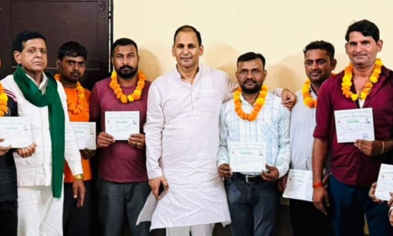 Noida :गावों की अनदेखी Noida प्राधिकरण को पड़ेगी भारी : बीसी प्रधान