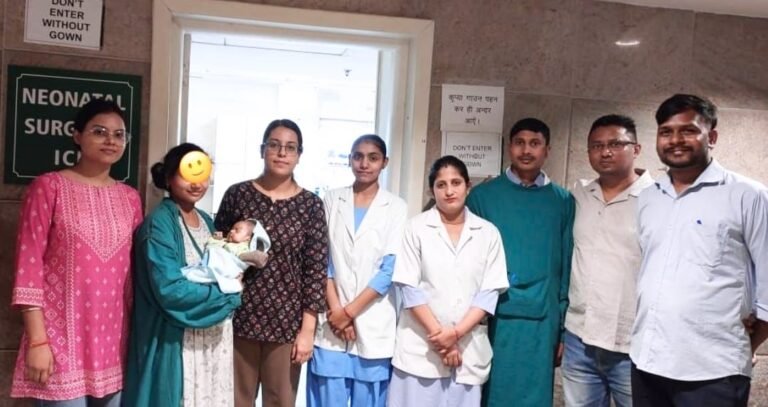 Noida :चाइल्ड पीजीआई में डॉक्टर बने देवदूत,नवजात की जान बचाकर पेश की मिसाल