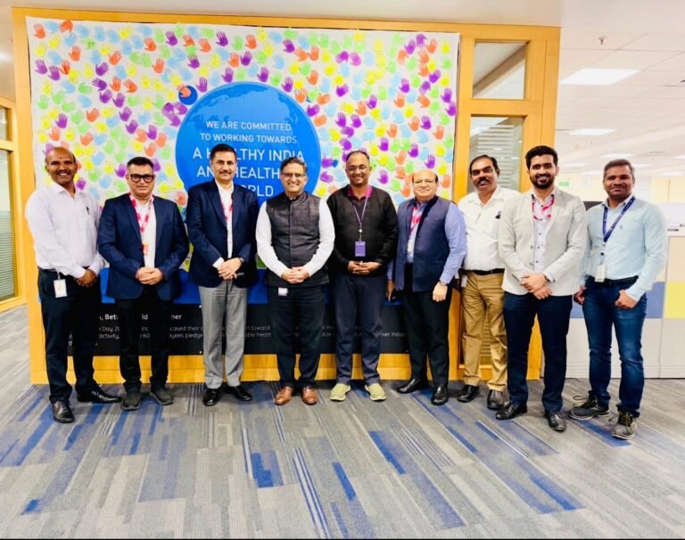 YEIDA प्रतिनिधिमंडल ने बेंगलुरु में शीर्ष MedTech कंपनियों को UP मेडिकल डिवाइस पार्क में निवेश के लिए किया आमंत्रित