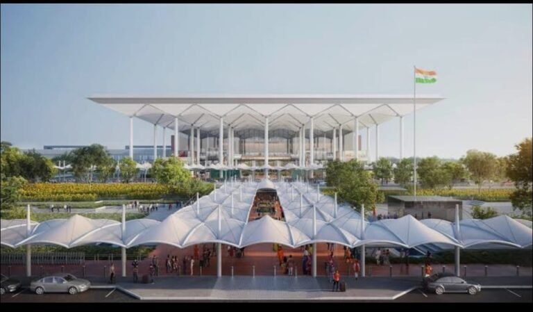 सीईओ राकेश कुमार सिंह की निगरानी में तेज़ हुआ नोएडा इंटरनेशनल एयरपोर्ट का लाइसेंसिंग कार्य