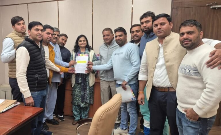 Noida:सौहरखा में बनेगा मुख्यमंत्री मॉडल कंपोजिट विद्यालय, एसीईओ ने दिया आश्वासन