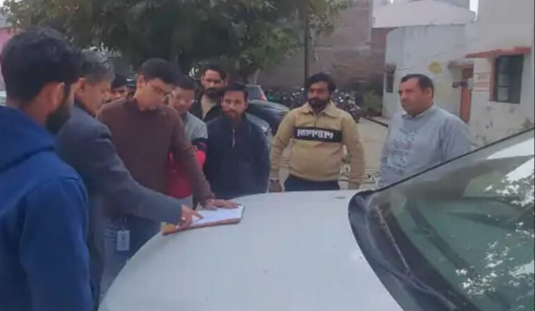 Greater noida:बिजली चोरी रोकने गई NPCL टीम पर ग्रामीणों ने किया हमला