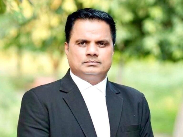 Noida :बार एसोसिएशन के अध्यक्ष पर जाली दस्तावेजों का इस्तेमाल करने का आरोप